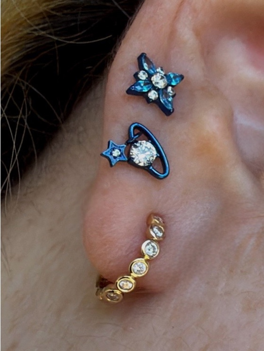 ASTM F136 Titanium Alloy Planetary Star screw back earring
